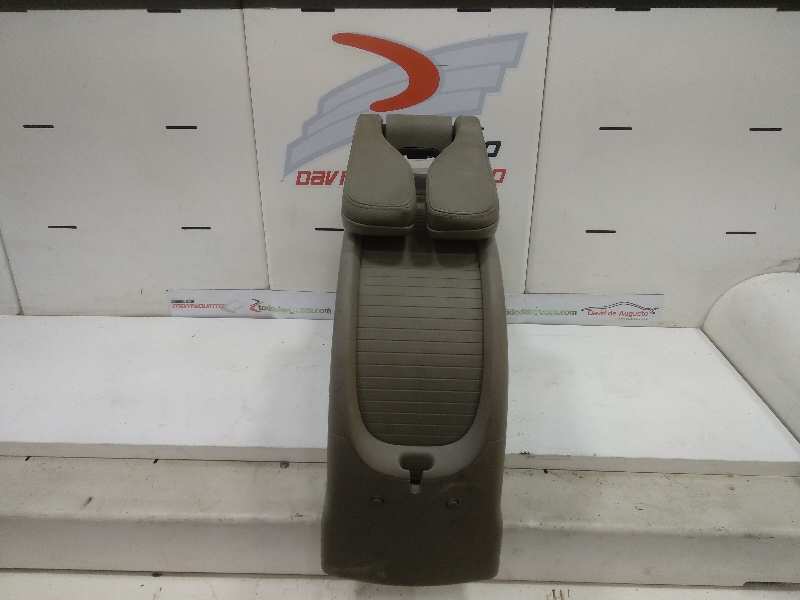 Apoyabrazos central renault scenic ii authentique