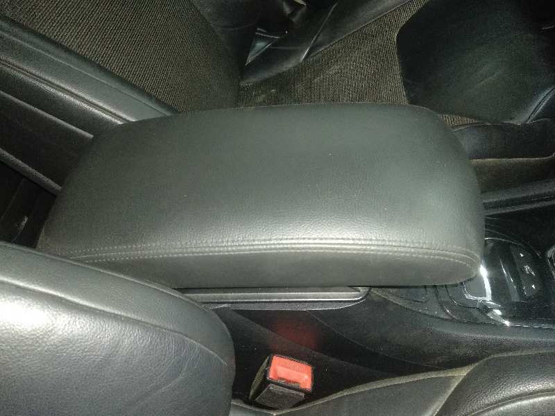 Apoyabrazos central citroen c5 berlina business