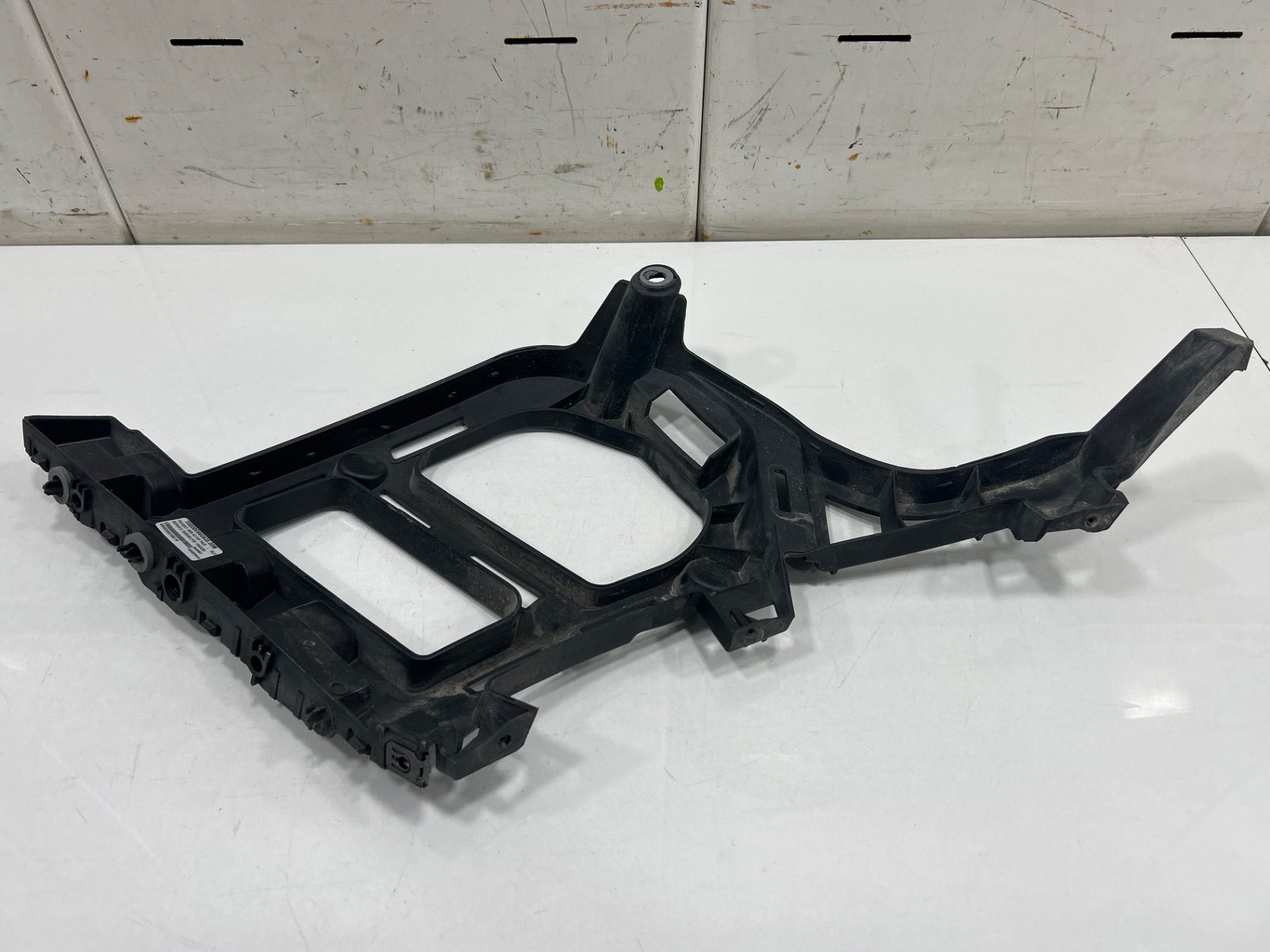 Soporte paragolpes trasero peugeot 3008 active pack