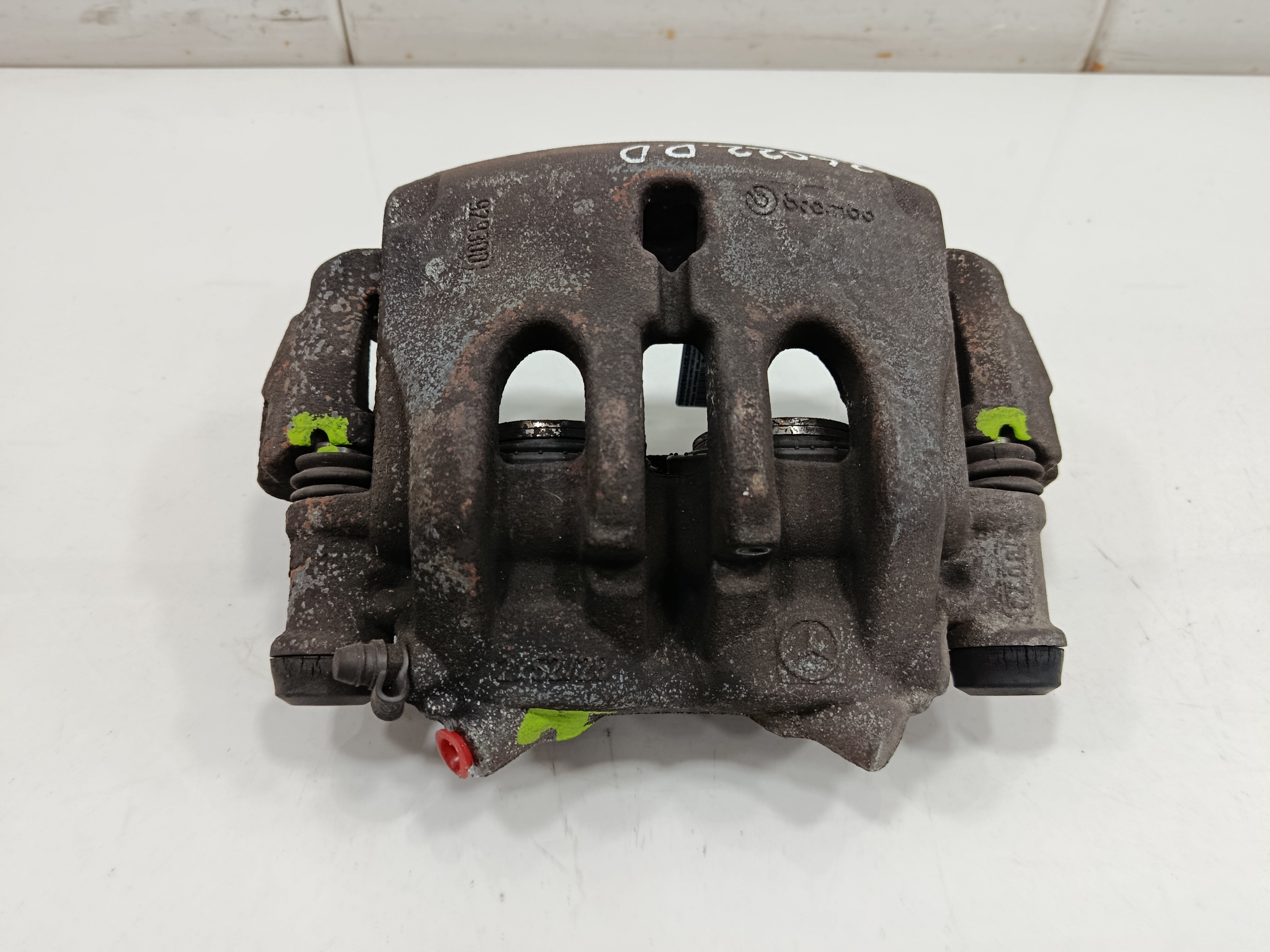Pinza de freno delantera derecha mercedes-benz sprinterii caja abierta (desde 01.06) 309311313315          cdi  