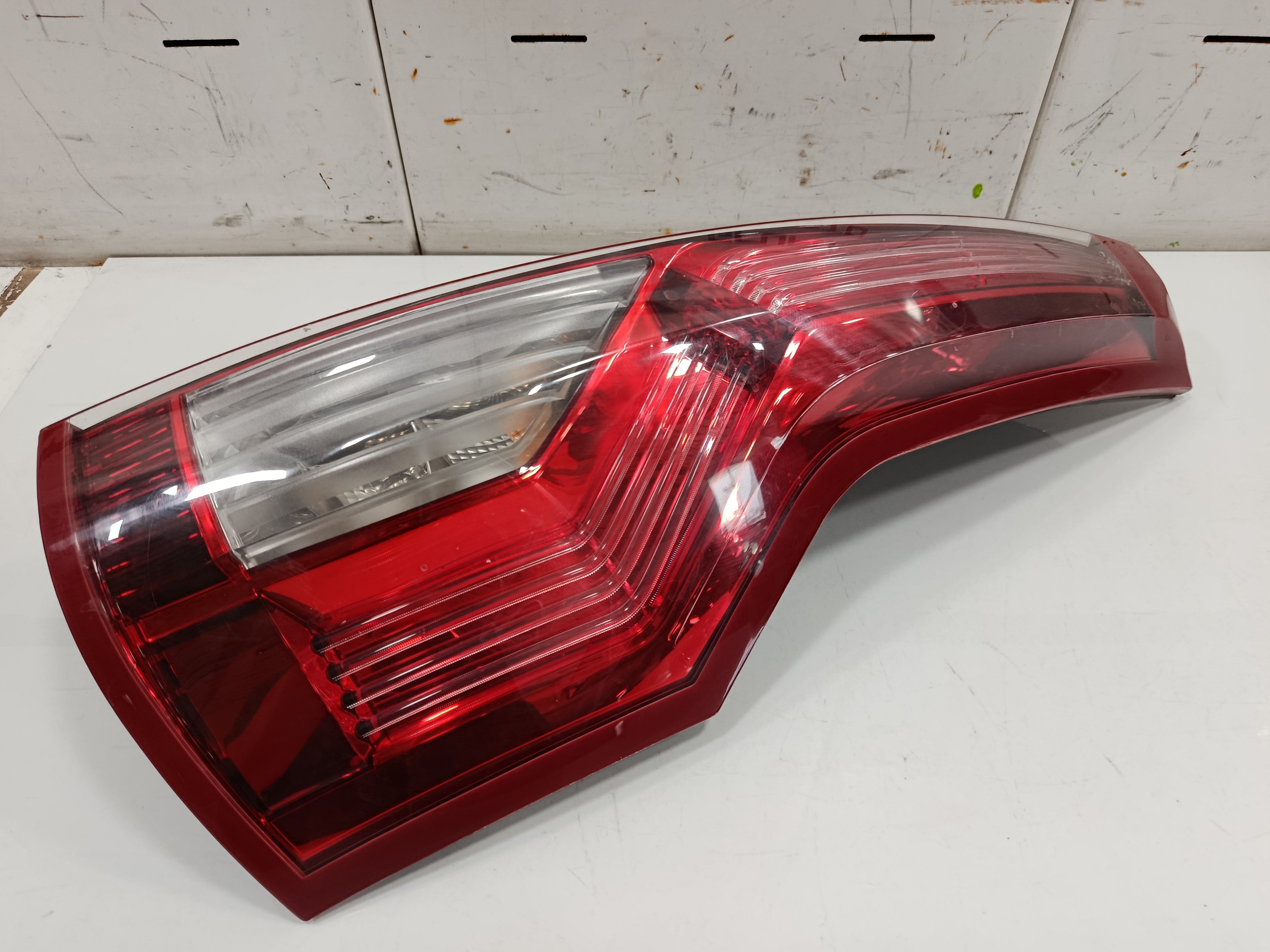 Piloto trasero derecho citroen c4 picasso millenium