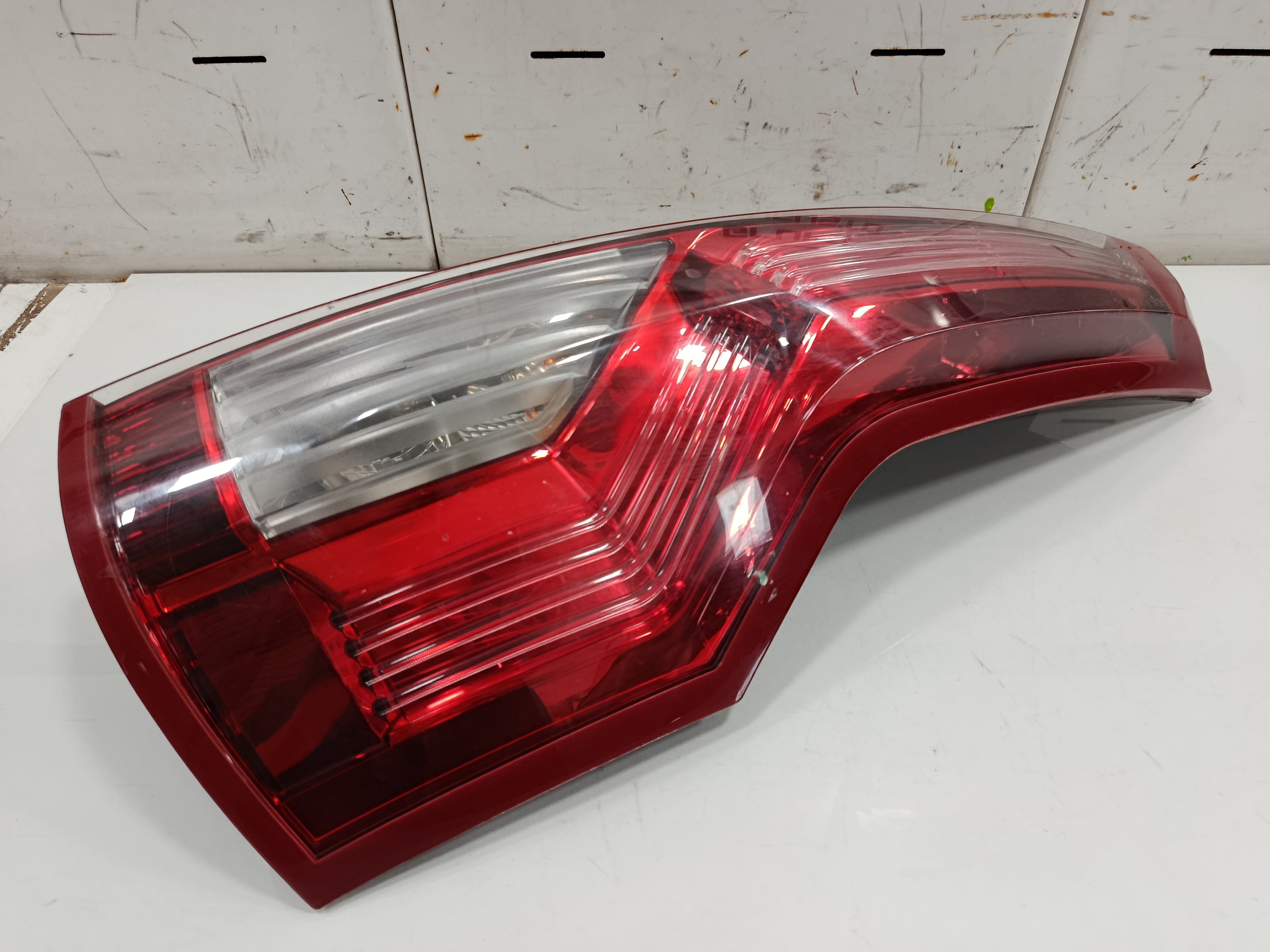 Piloto trasero derecho citroen c4 picasso millenium