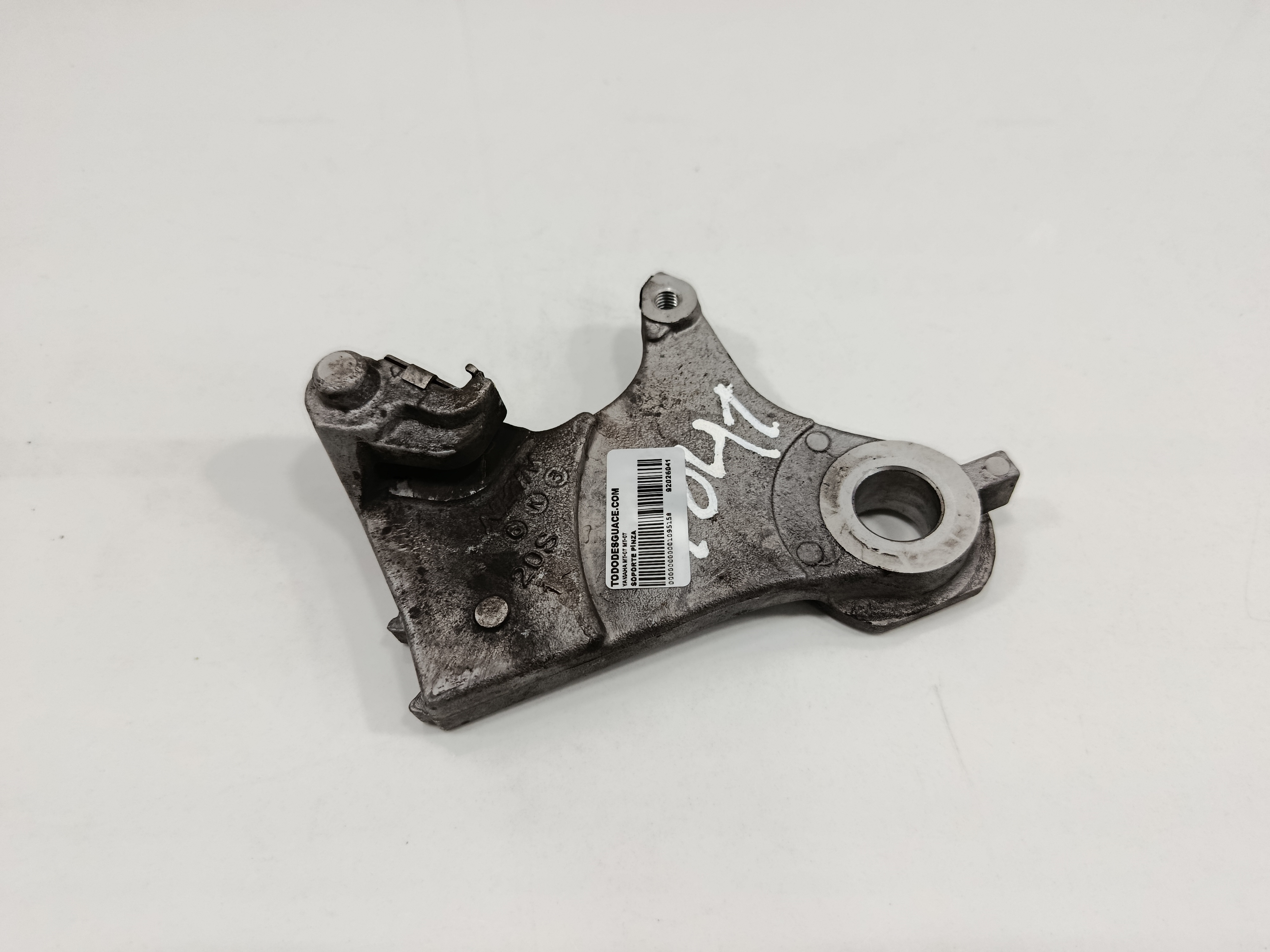 Soporte pinza yamaha mt-07 mt07