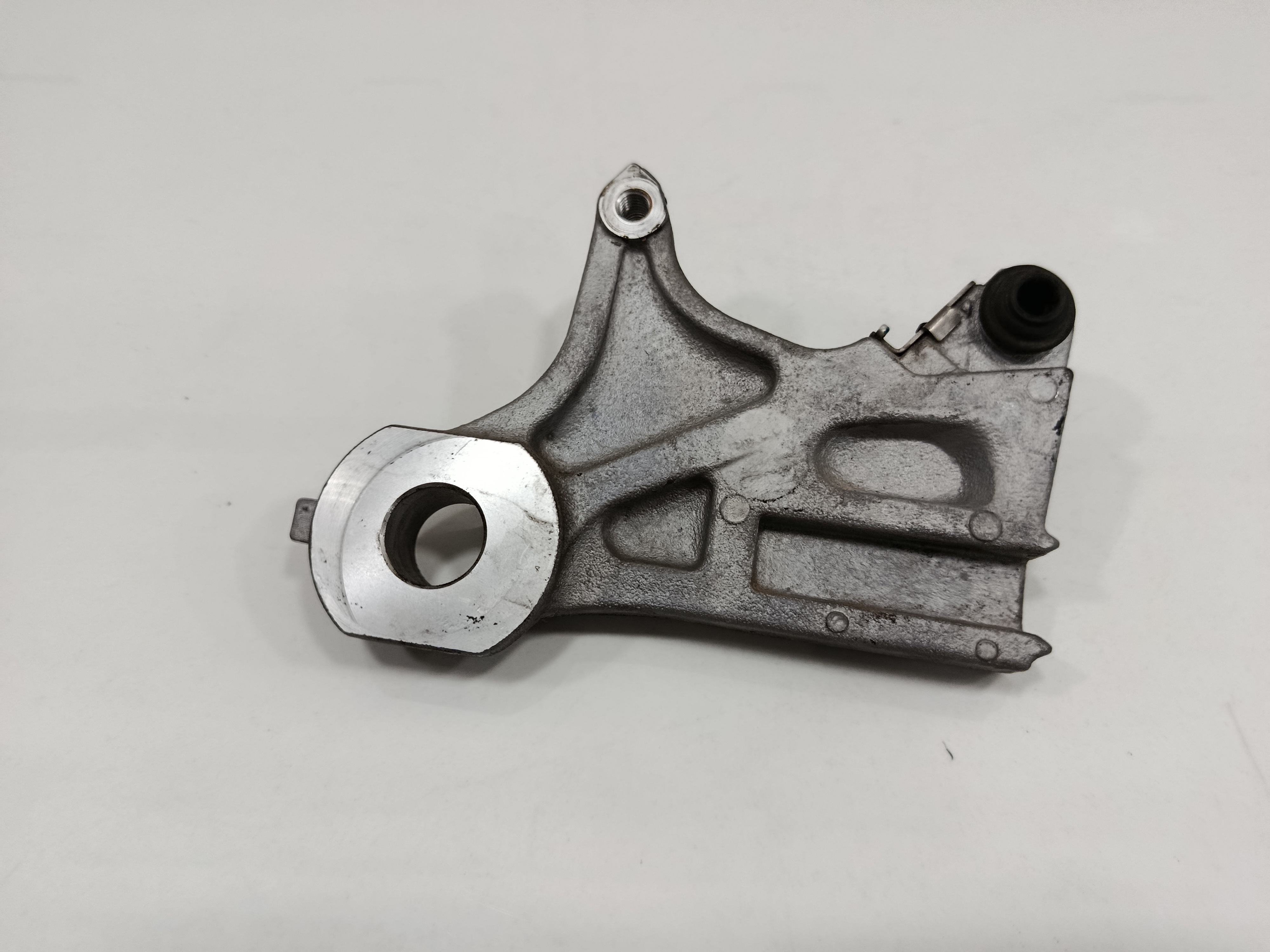 Soporte pinza yamaha mt-07 mt07