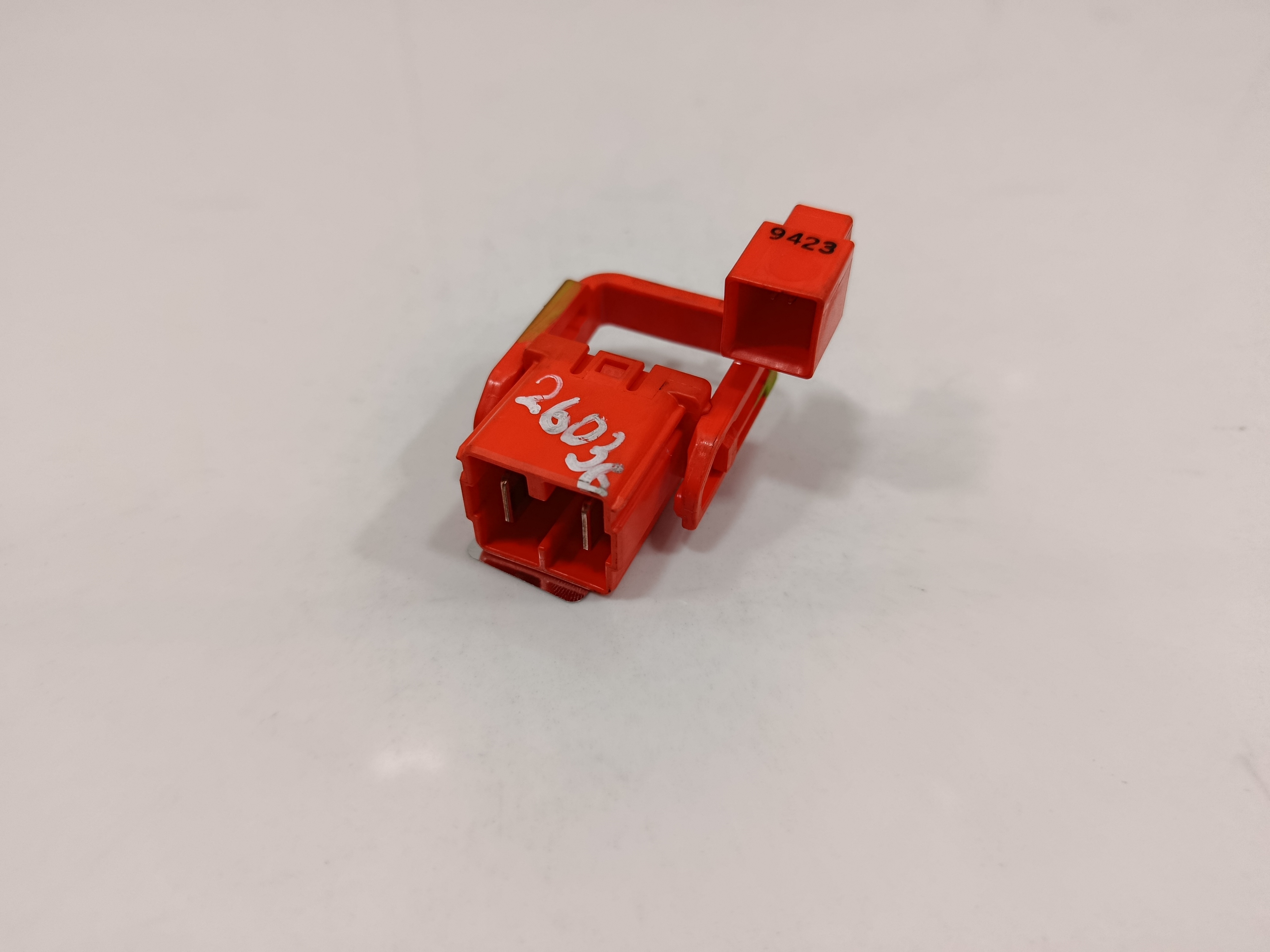 Desconectador fusible corto toyota corolla (e21) hybrid style