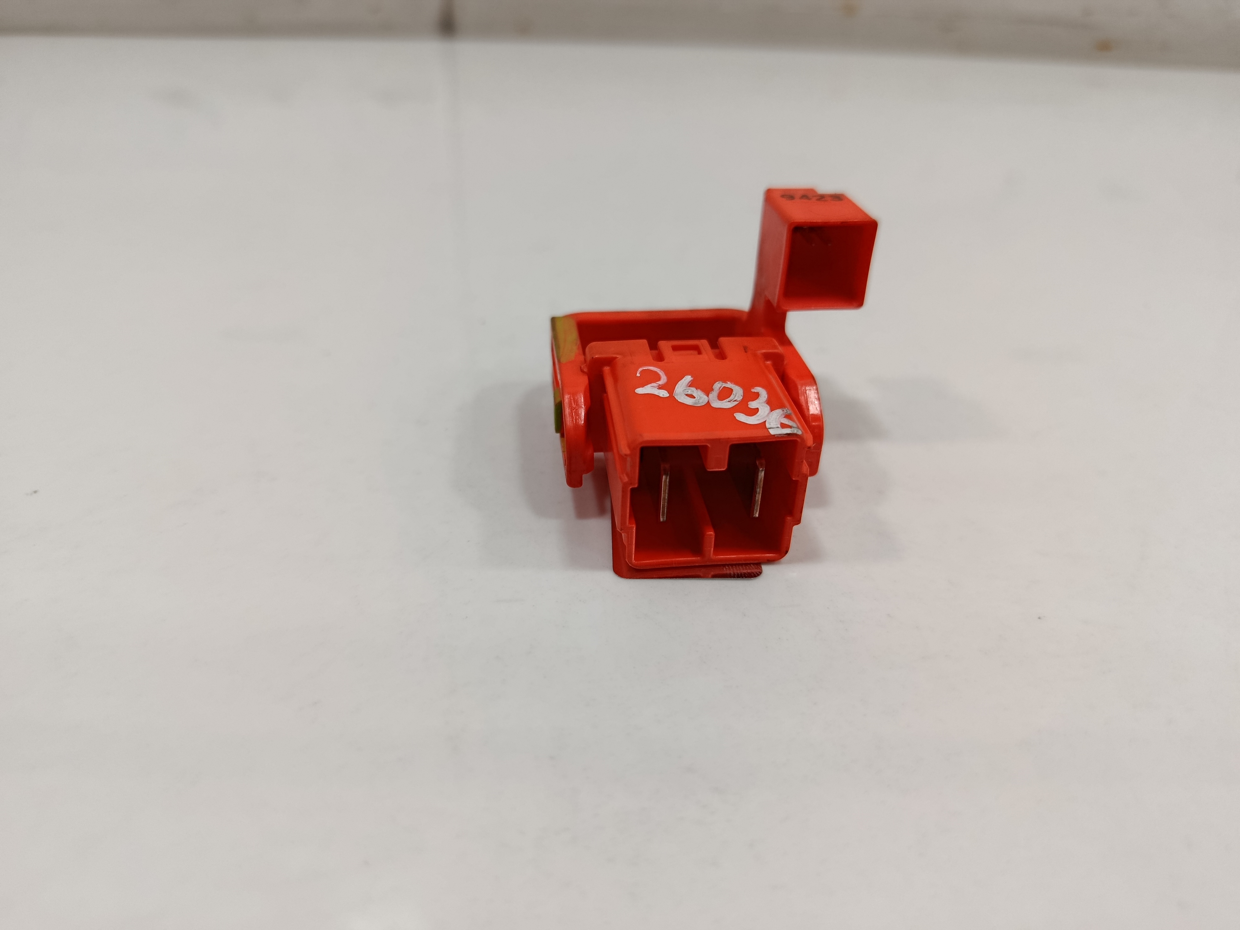 Desconectador fusible corto toyota corolla (e21) hybrid style