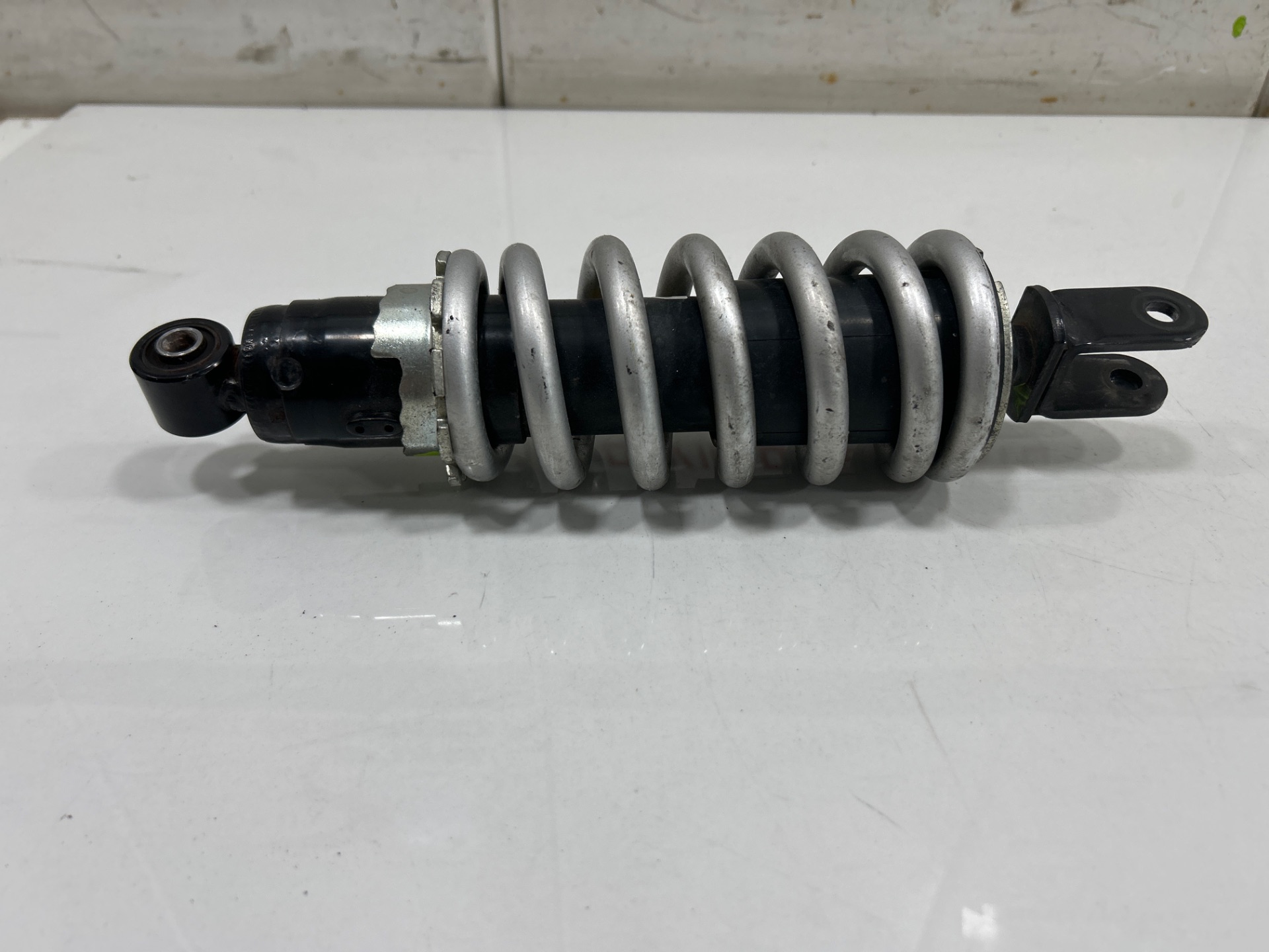 Amortiguador trasero yamaha mt-07 mt07