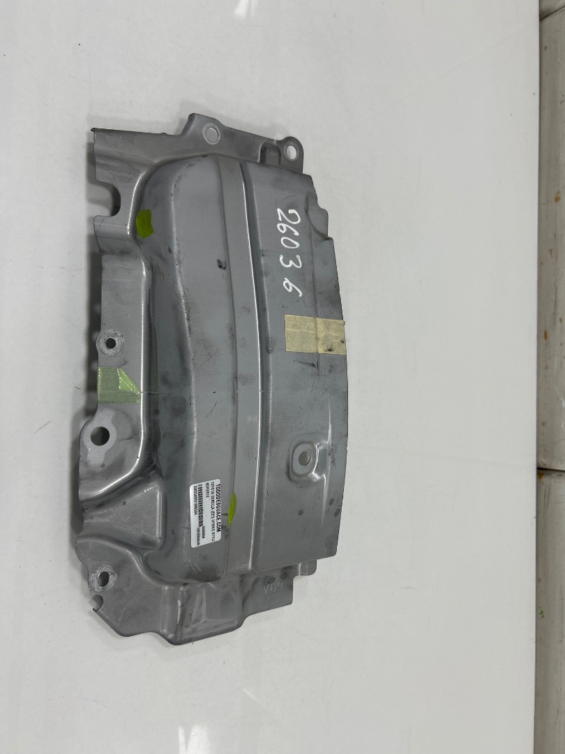 Soporte toyota corolla (e21) hybrid style