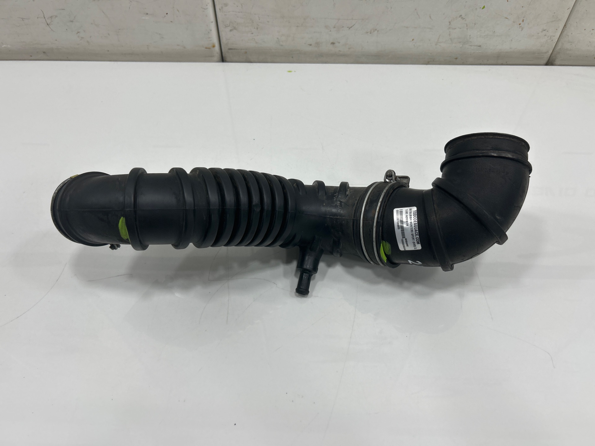 Tubo admision mitsubishi montero sport (k90) 2.5 tdi intense