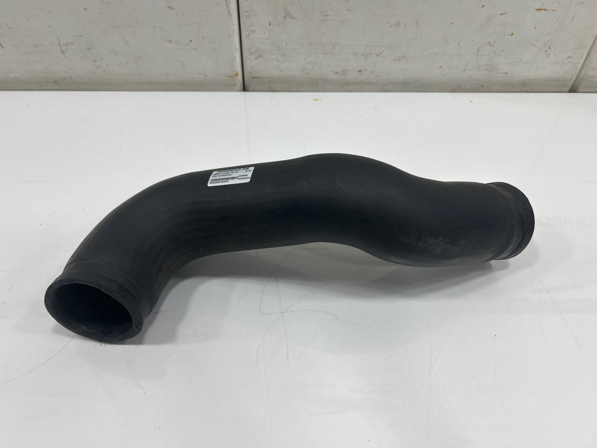Tubo intecooler nissan atleon 140 140