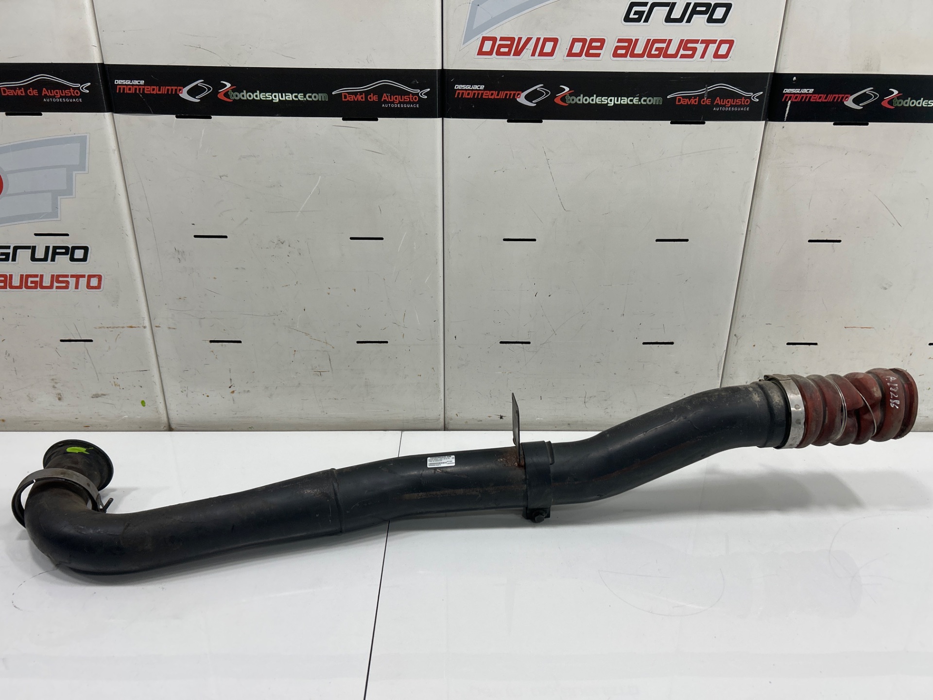Tubo intercooler scania serie 4 (pr 144 l) fg     460 (4x2)  e2 corto cr 