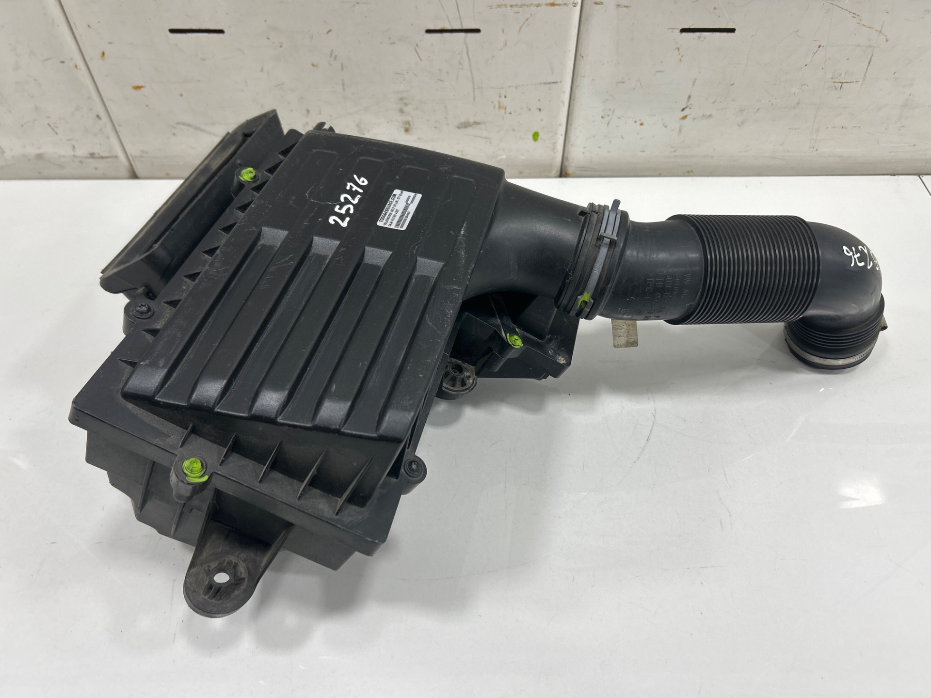 Caja filtro aire volkswagen golf vii lim. gti bluemotion