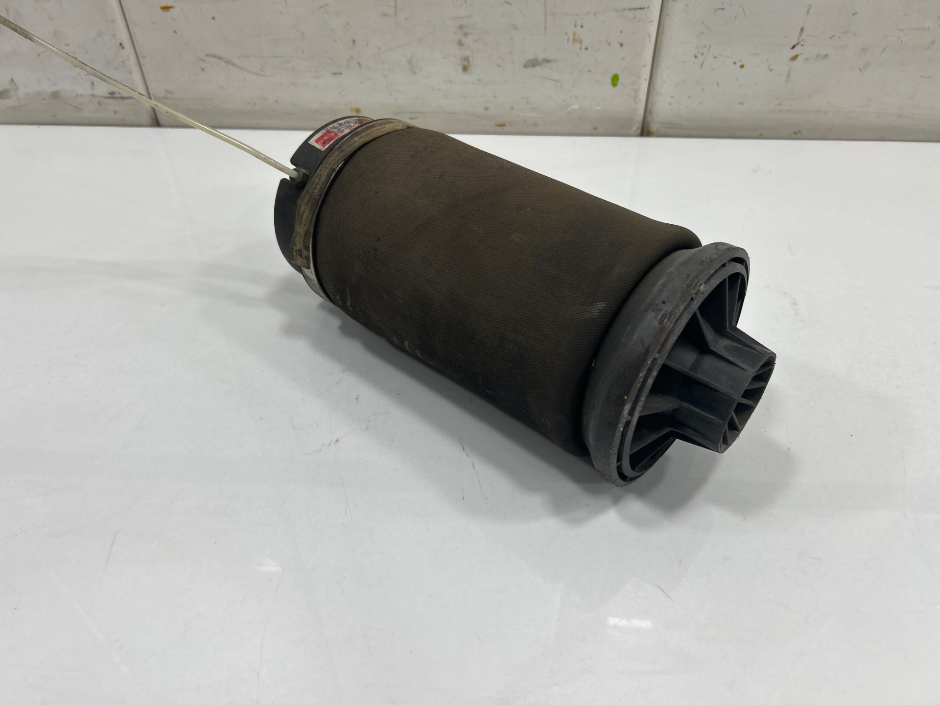 Balona neumatica trasera izquierda mercedes-benz clase m (w164) 320  350 cdi (164.122)