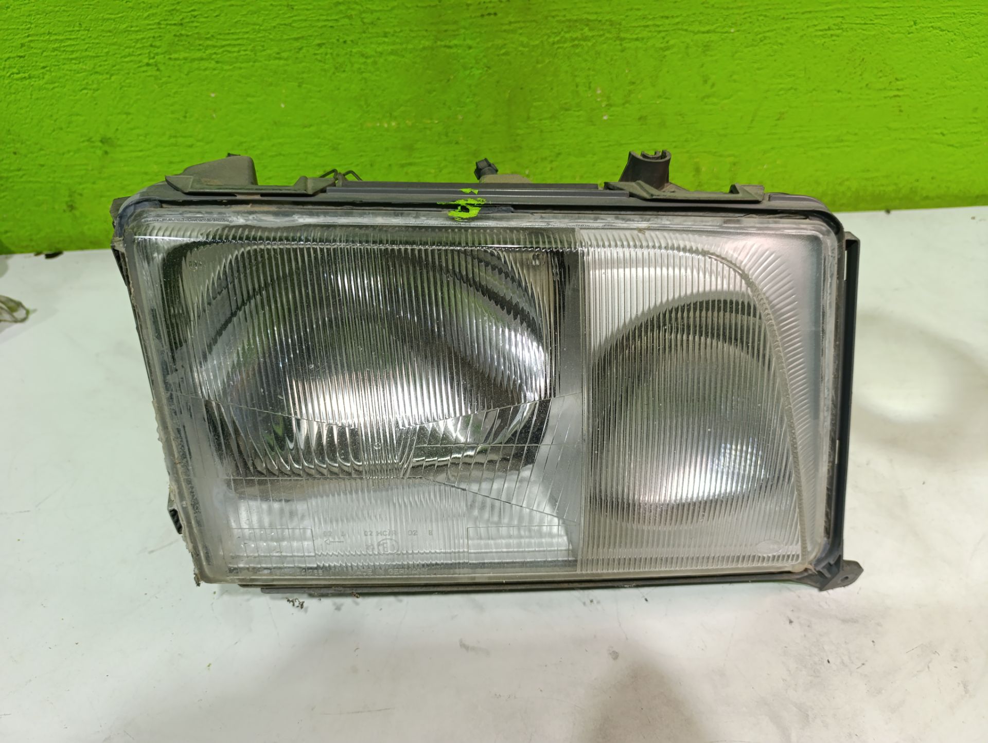 Faro derecho mercedes-benz clase e (w124) berlina e 300 diesel (124.131)