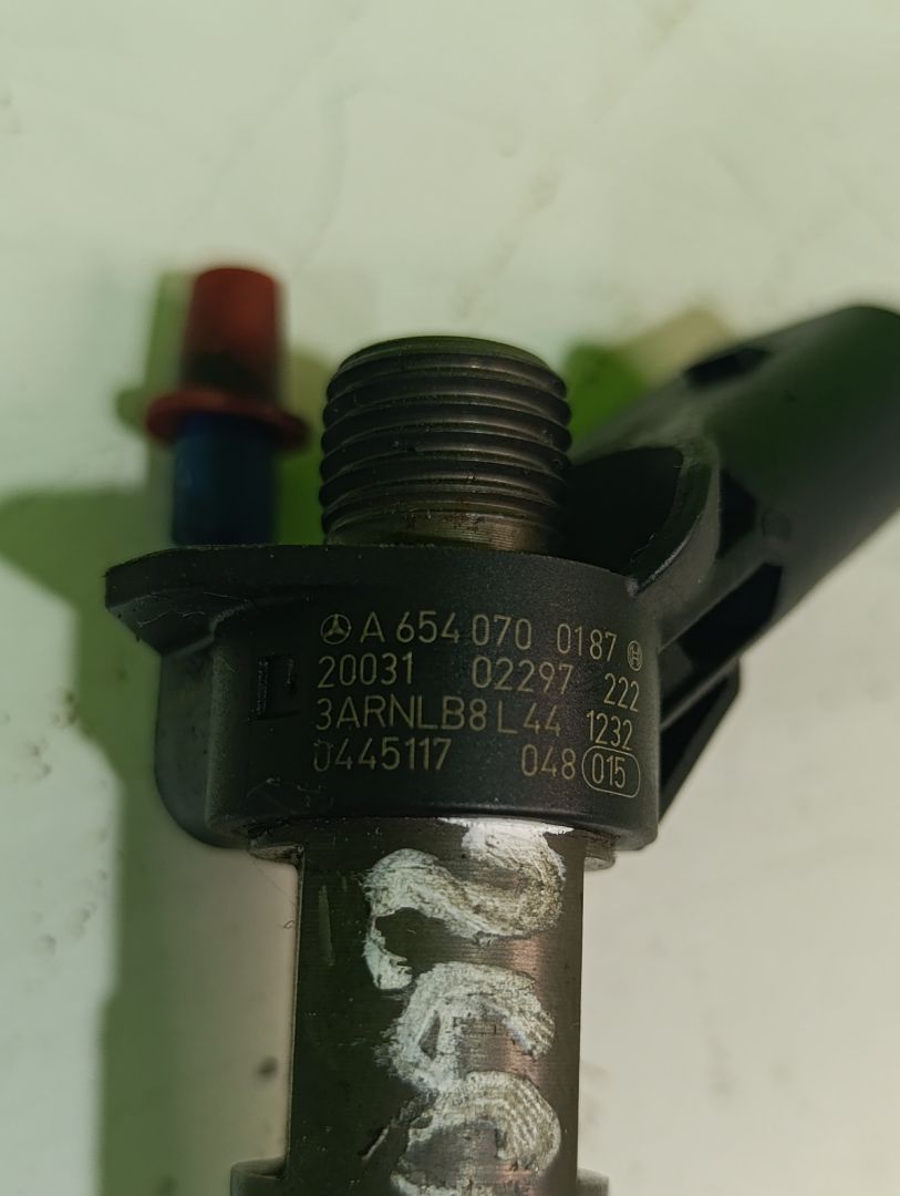 Inyector mercedes-benz clase glb (bm 247) glb 220 d (247.614)