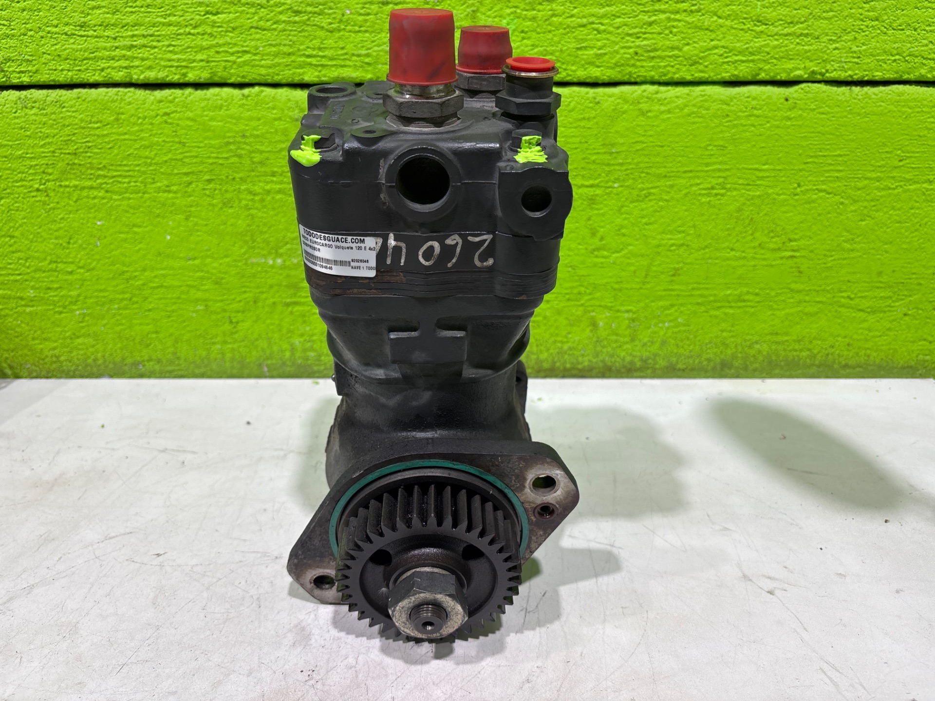 Compresor iveco eurocargo volquete 120 e 4x2 cabina dobl