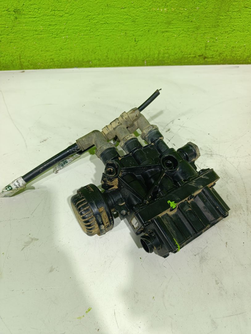 Valvula suspension volvo fh xxx fg 4x2 low largo (lh1 o l2h1)