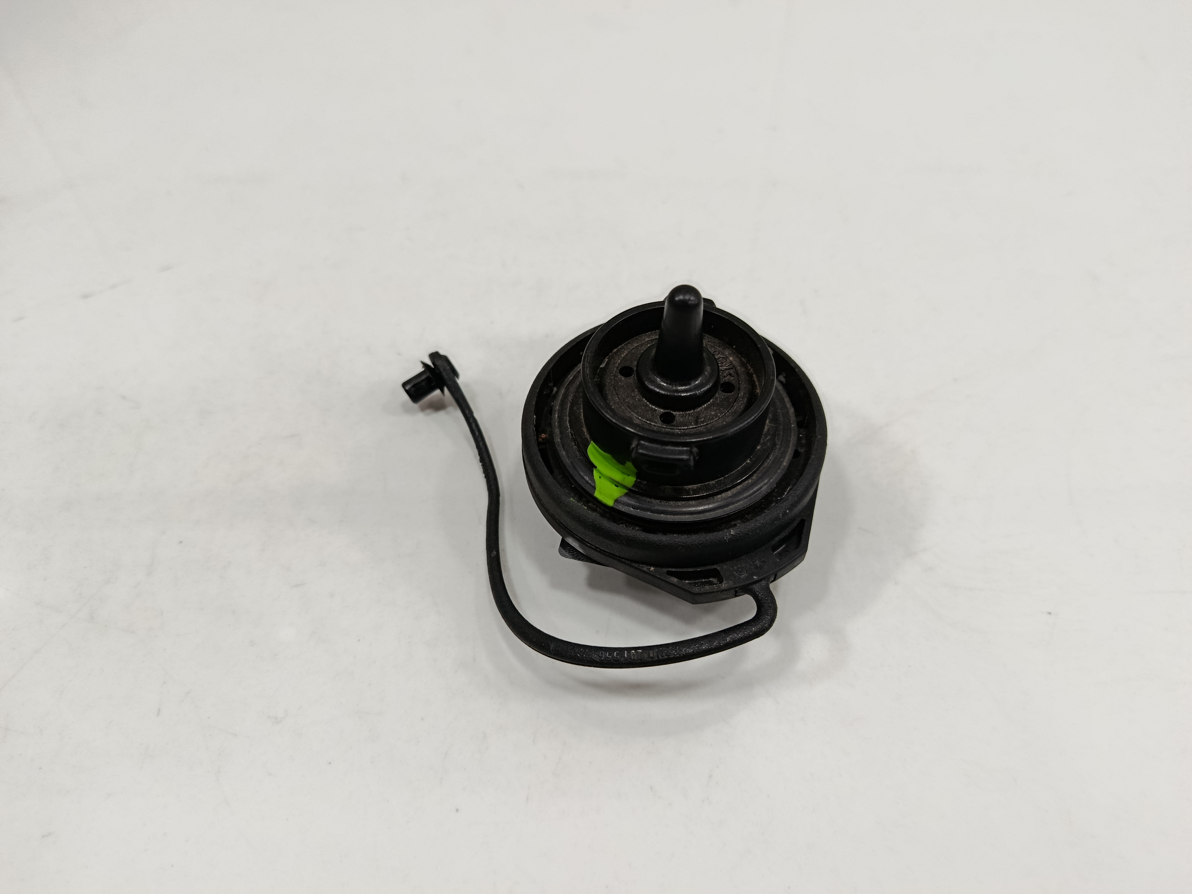 Tapon combustible volkswagen golf vii lim. gti bluemotion