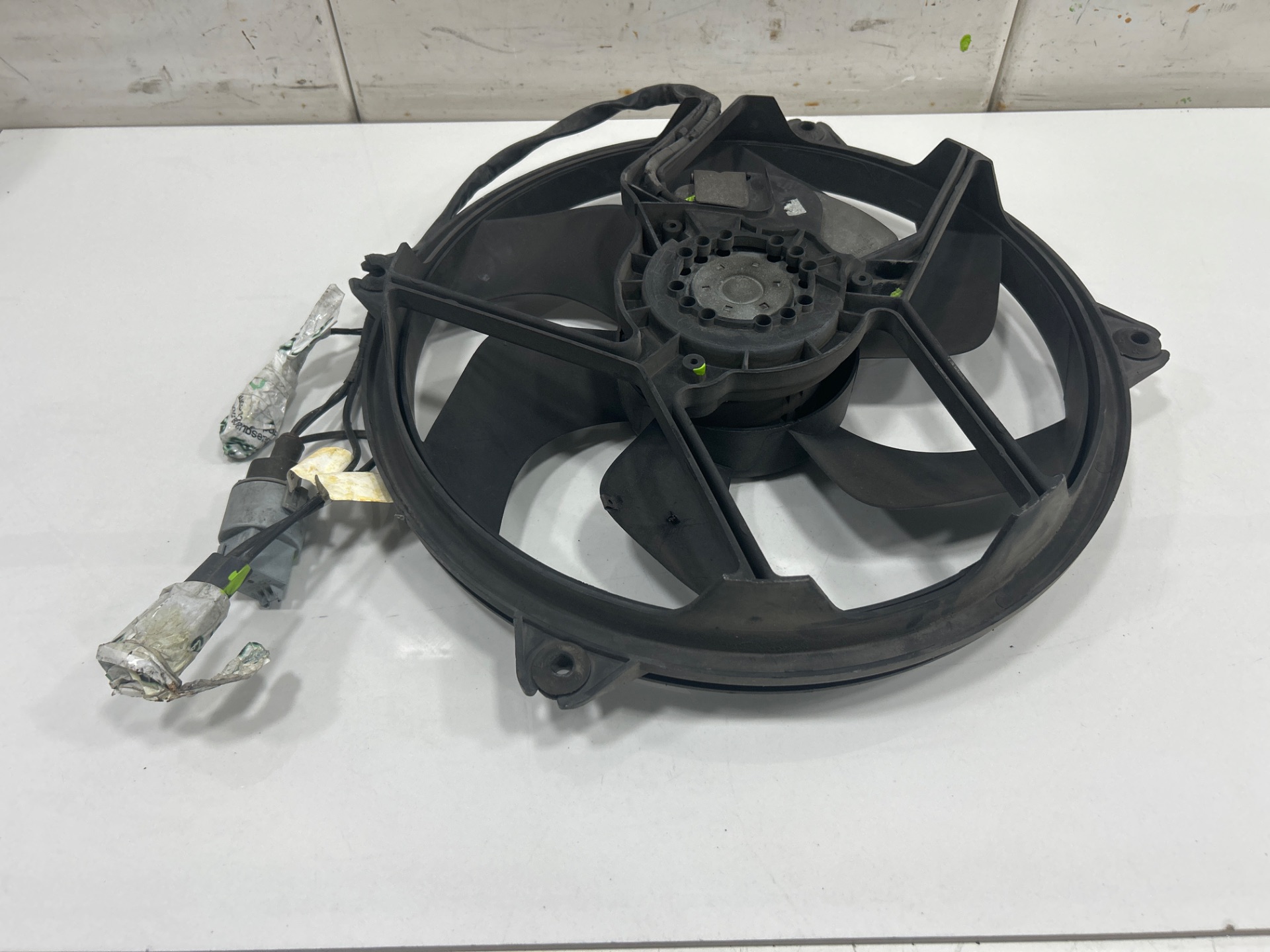 Electroventilador peugeot 407 sw premium