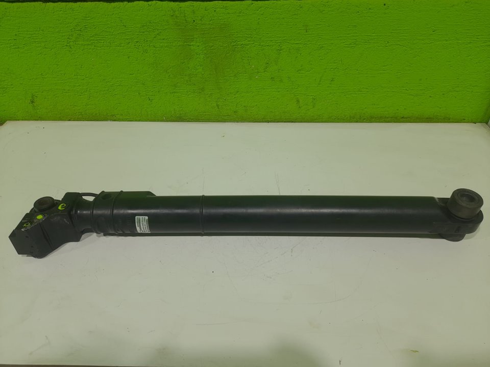 Botella levantamiento cabina renault t 520 highcab t4x2