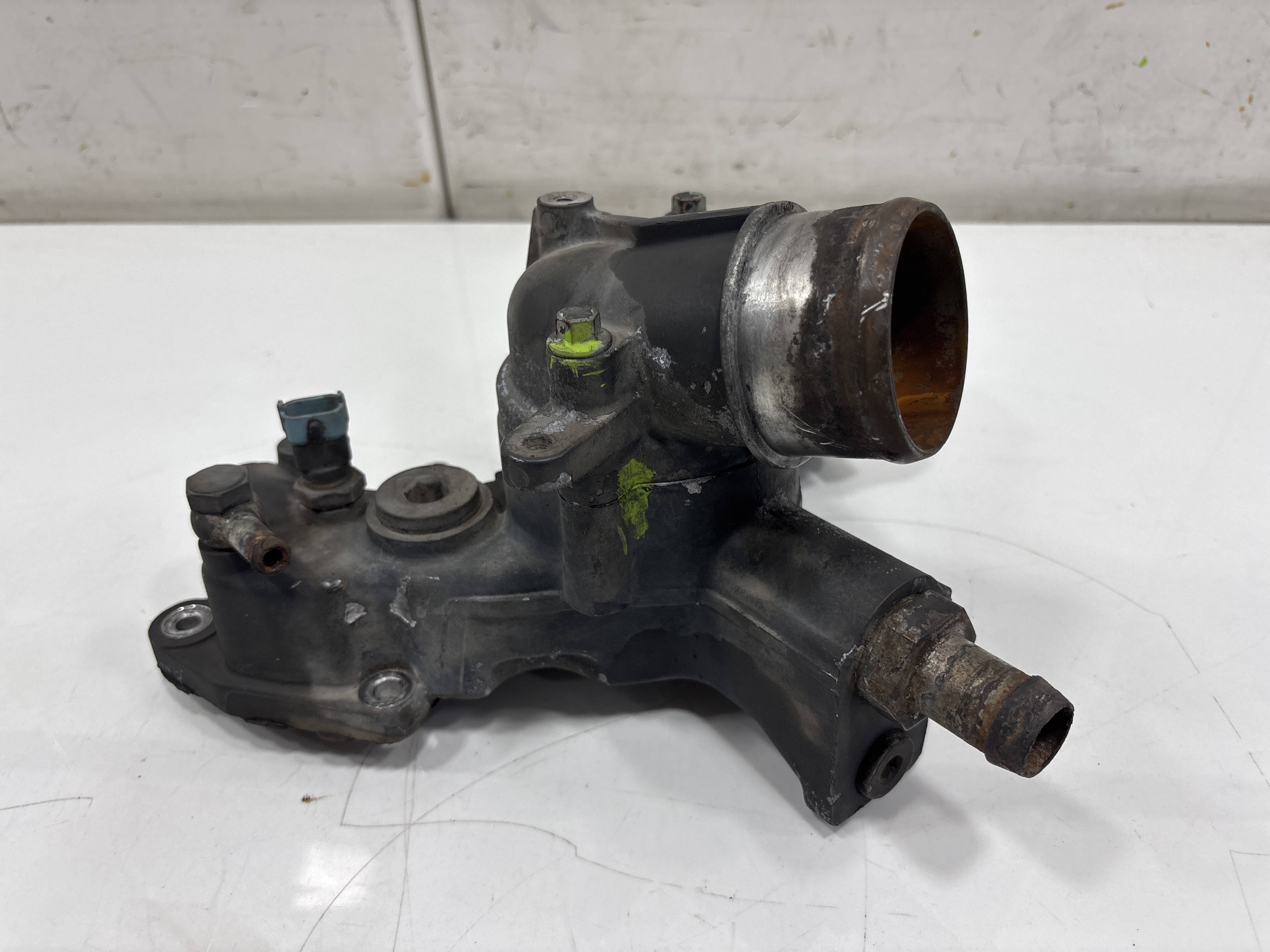 Cuerpo termostato renault midlum fg   xxx.12                   