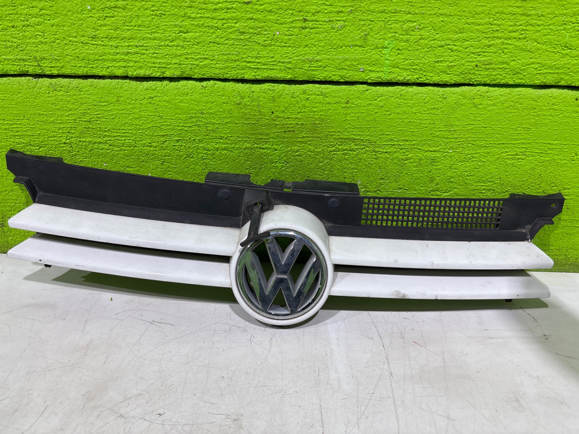 Calandra volkswagen golf iv berlina (1j1) gti
