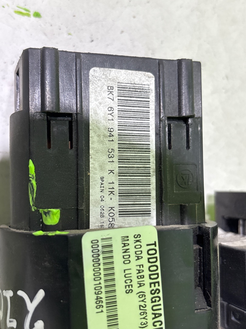 Mando luces skoda fabia (6y26y3) young line