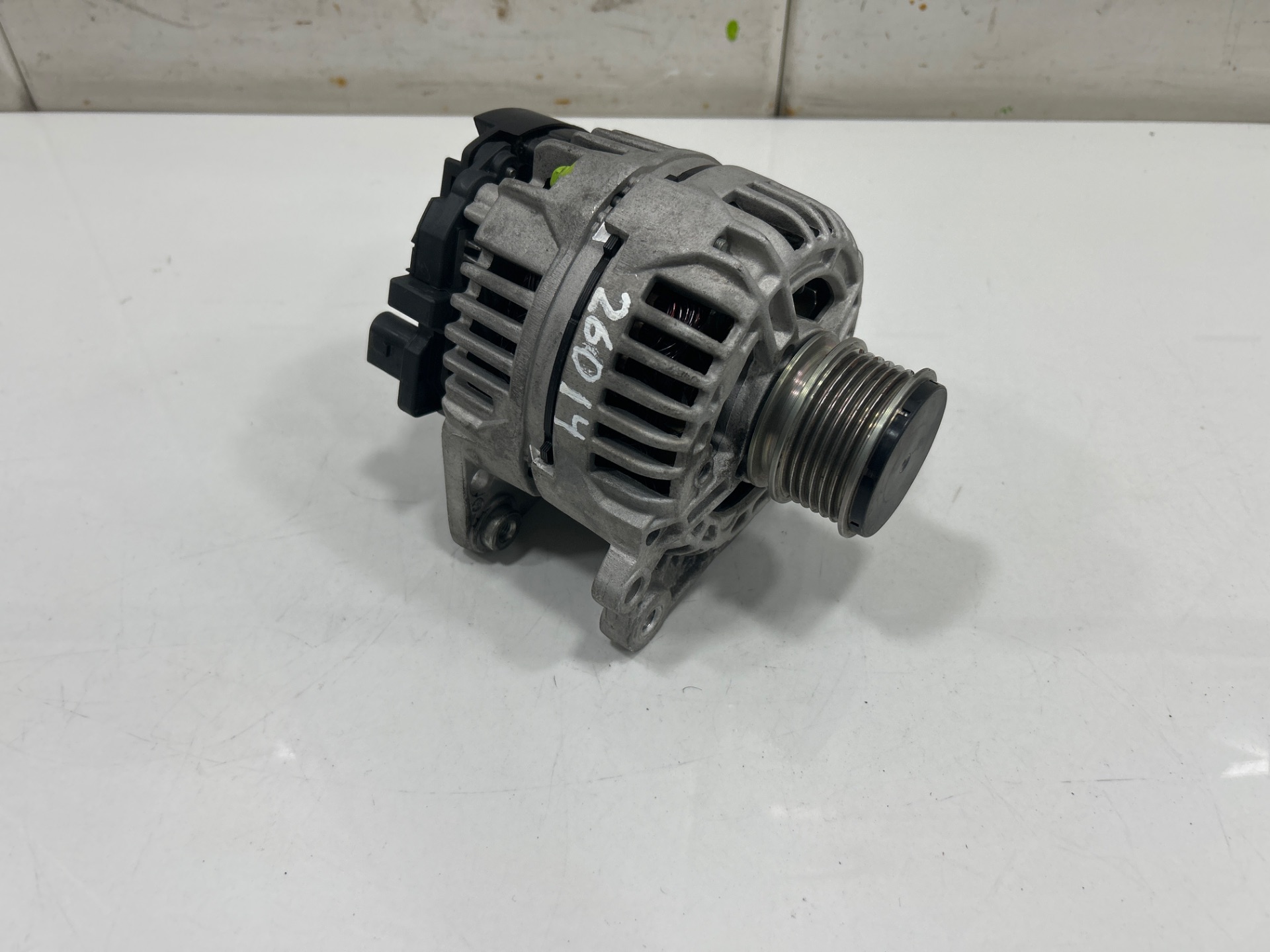 Alternador volkswagen lt caja cerrada  combi (mod. 1997) lt  28  caja cerrada