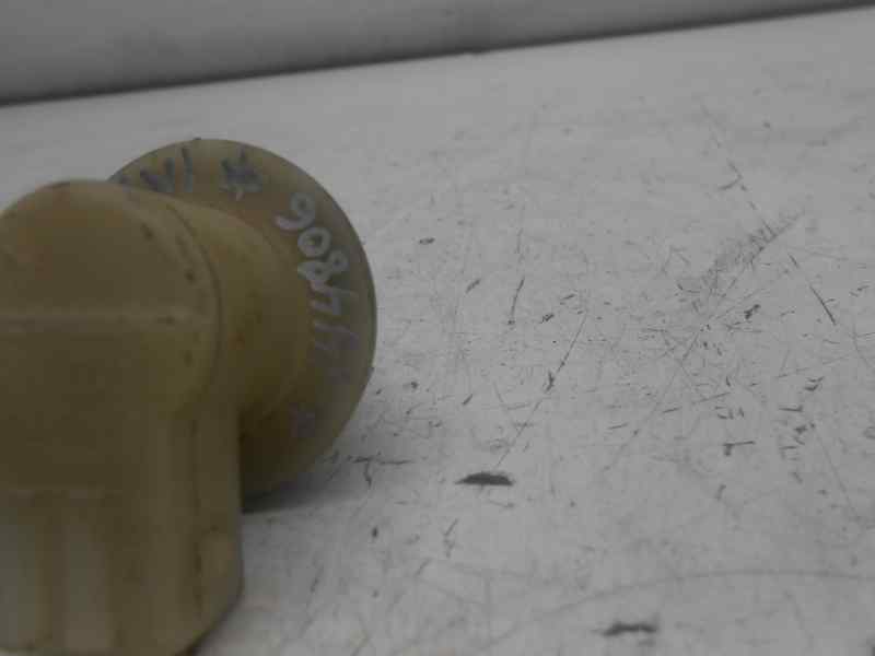  portalamparas delantero izquierdo   seat ibiza (6k1) select 1.0