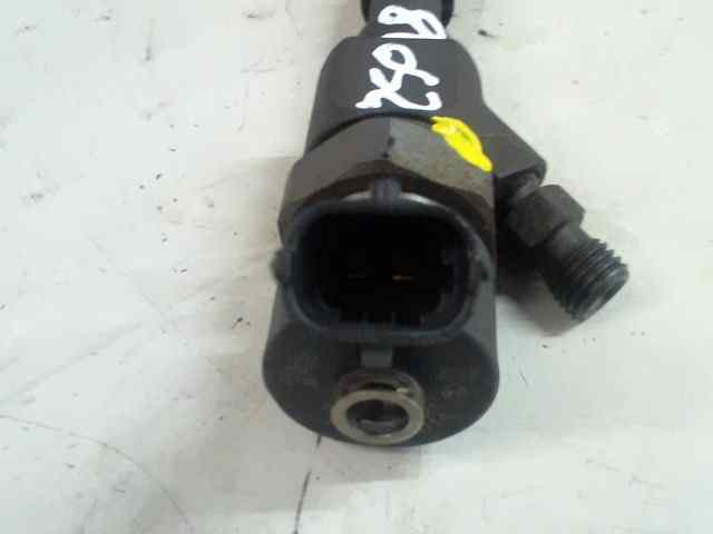  inyector   volvo v40 familiar 1.9 d+ (85kw) 1.9 diesel cat