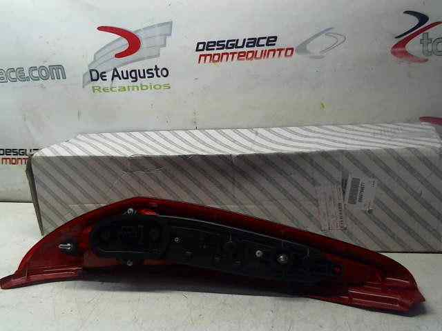  piloto trasero derecho   fiat recambio original . .