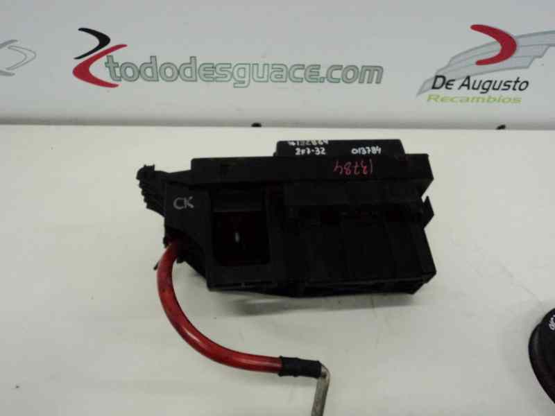  caja reles / fusibles   opel astra h ber. 1.9 cdti 1.9 cdti