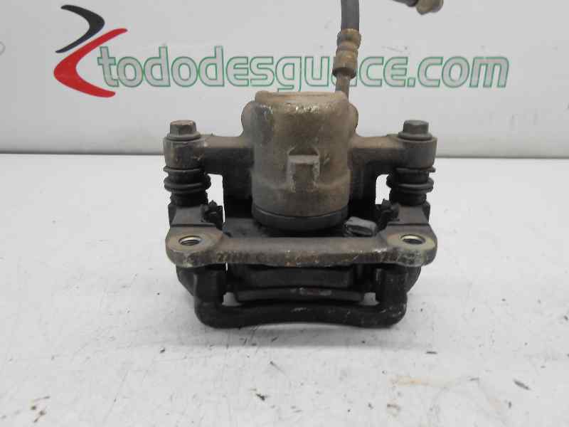  pinza freno delantera izquierda   toyota corolla (e12) 2.0 d-4d linea luna berlina 2.0 d-cat