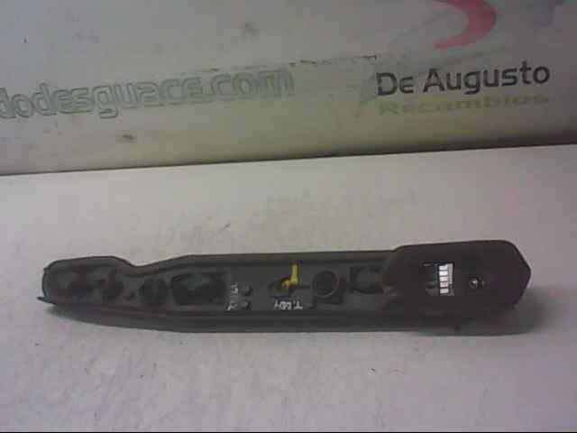  portalamparas trasero derecho   opel corsa c blue line 1.3 16v cdti cat (z 13 dt / ln9)