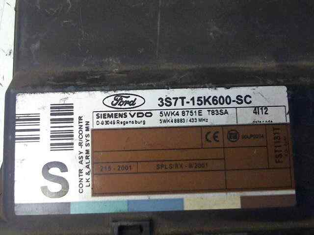  centralita motor uce   pendiente identificar . .