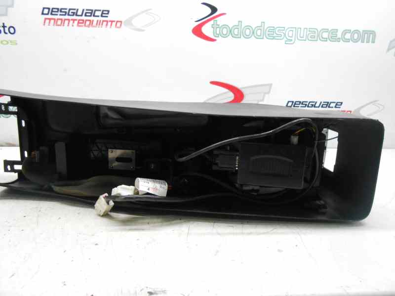  apoyabrazos central   nissan primera berlina (p12) acenta 1.9 16v turbodiesel cat