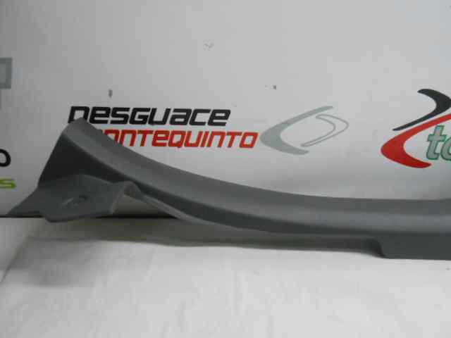  moldura   seat recambio original .