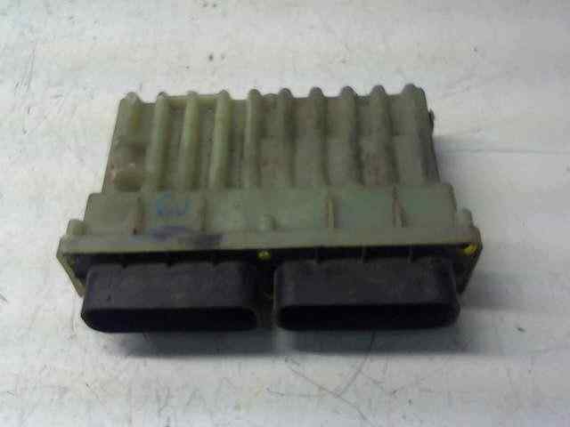  centralita motor uce   pendiente identificar . .