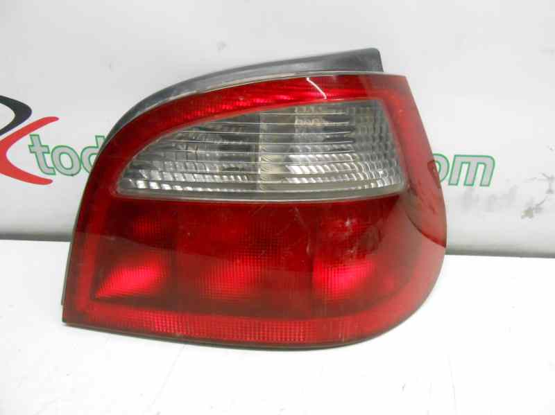  piloto trasero derecho   renault megane i fase 2 berlina (ba0) 1.4 16v privilege 1.4 16v