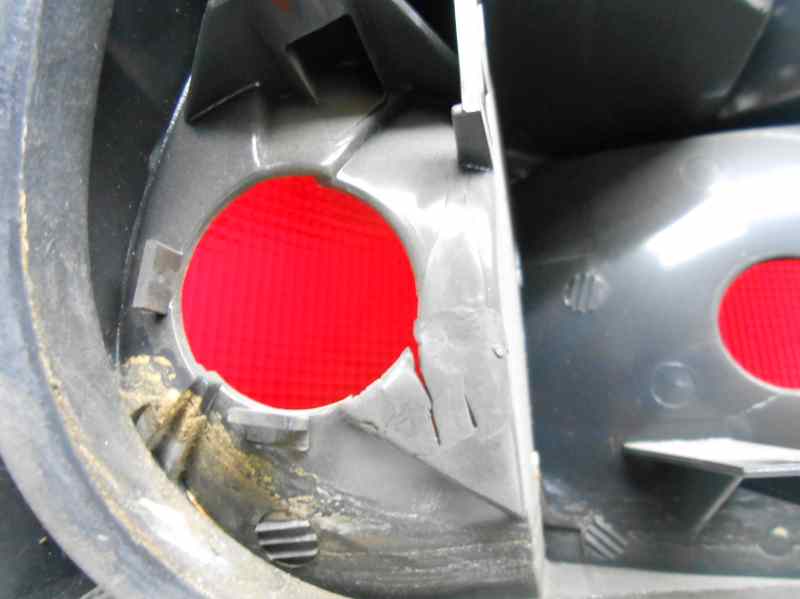  piloto trasero derecho   renault megane i fase 2 berlina (ba0) 1.4 16v privilege 1.4 16v