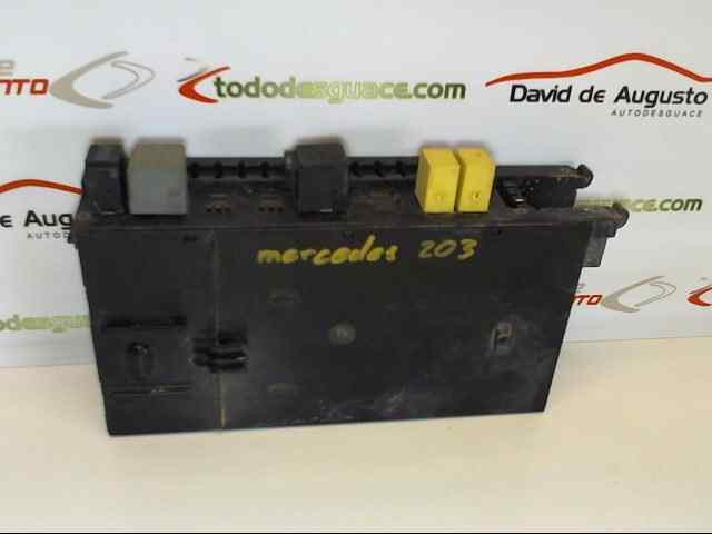  caja reles / fusibles   mercedes bm serie 203 berlina 220 cdi sport edition (la) (203.008) 2.2 cdi cat