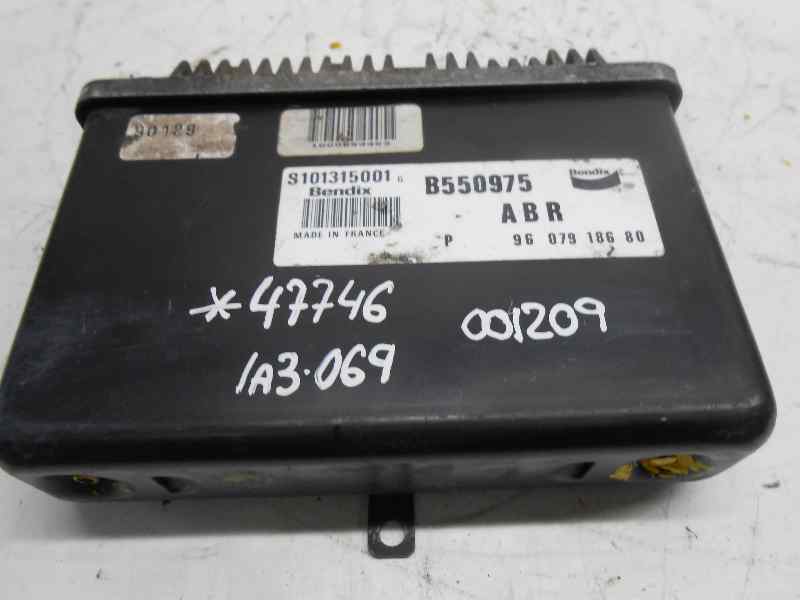  centralita motor uce   peugeot 605 