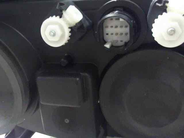  faro izquierdo   fiat recambio original . .