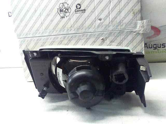  faro derecho   fiat recambio original . .
