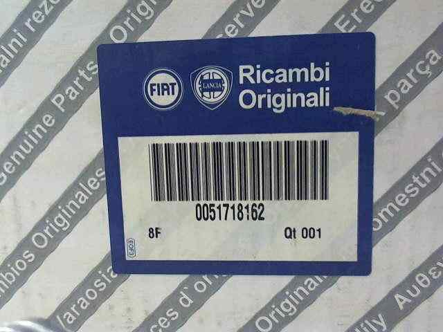  faro antiniebla derecho   fiat recambio original . .
