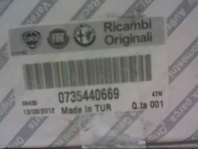  rejilla aire derecha   fiat recambio original . .