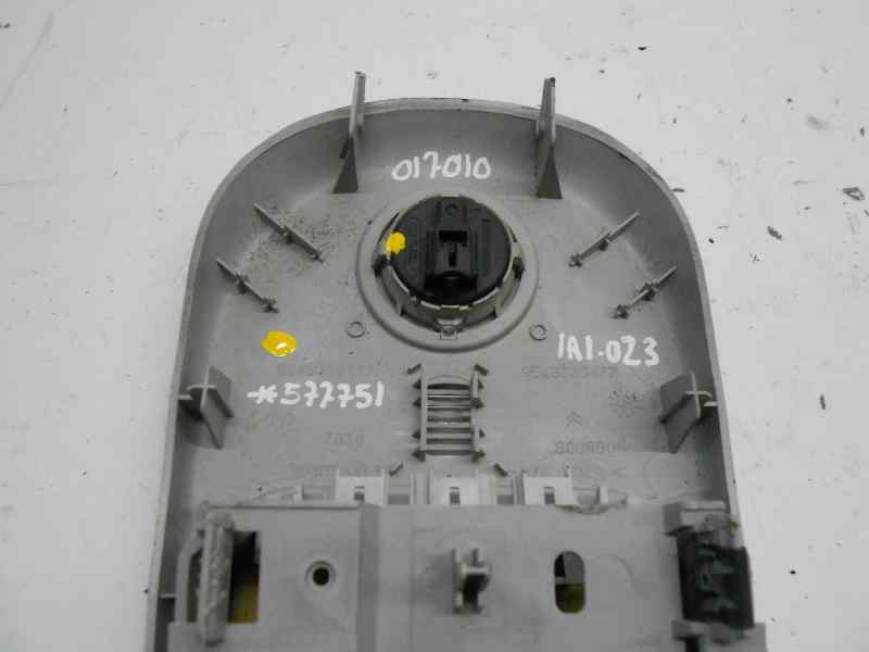  luz interior   peugeot 407 sw sr confort 1.6 hdi fap cat (9hz / dv6ted4)