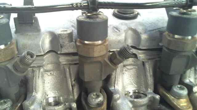  inyector   renault megane ii berlina 5p confort authentique 1.9 dci diesel