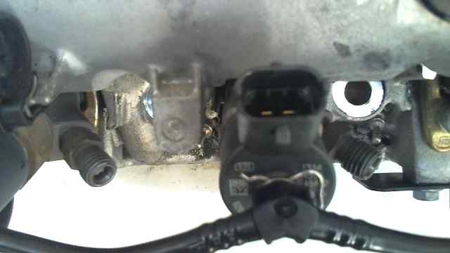 inyector   renault megane ii berlina 5p confort authentique 1.9 dci diesel  inyector   renault megane ii berlina 5p confort authentique 1.9 dci diesel