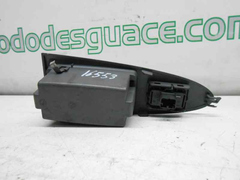  mando elevalunas delantero derecho   fiat croma (194) 1.9 16v multijet dynamic (12.2007-) 1.9 jtd 16v cat
